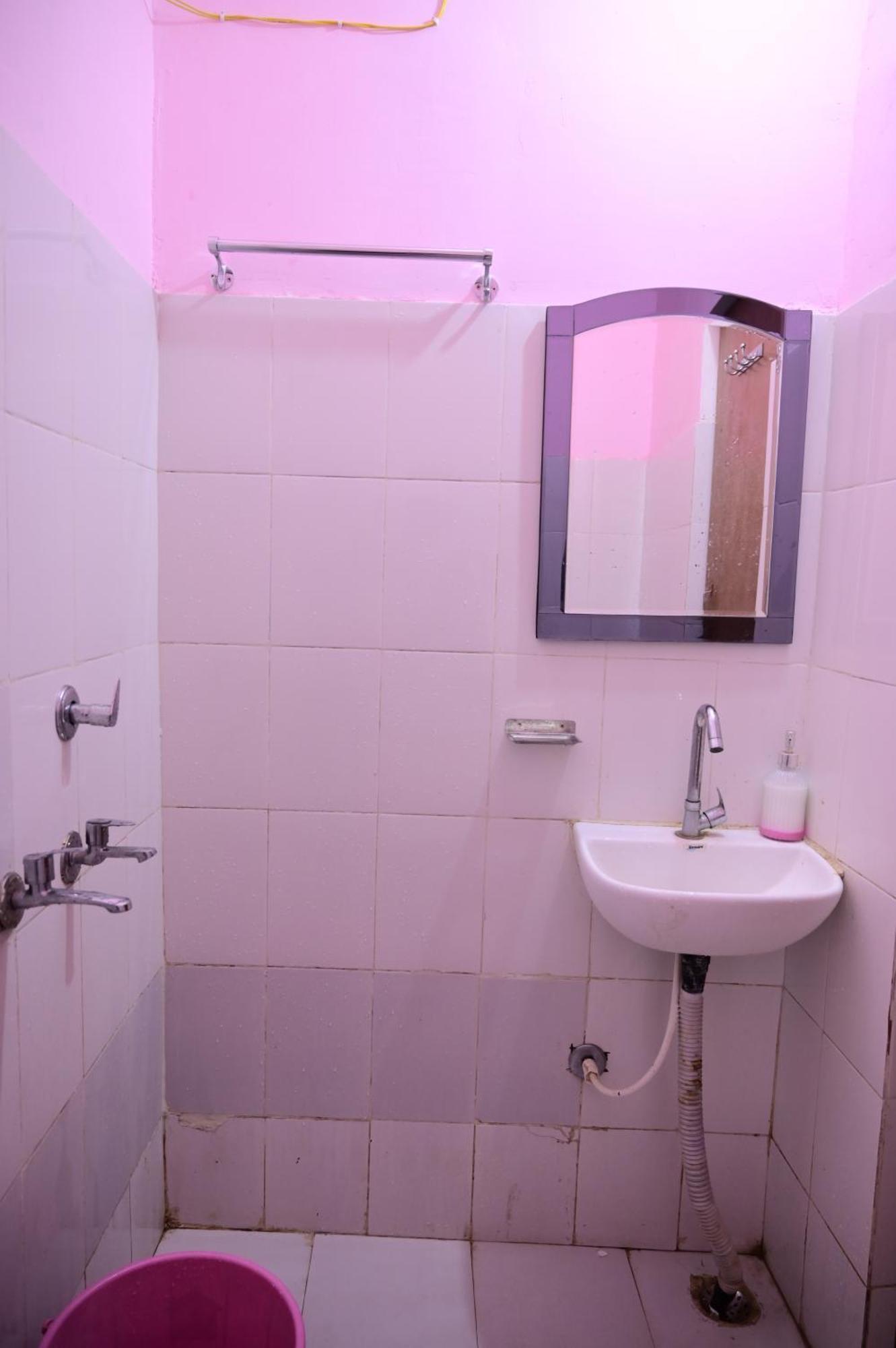 Jankivihar Homestay At Prahladghat Within 1Km From Shri Ram Mandir Ayodhya Dış mekan fotoğraf