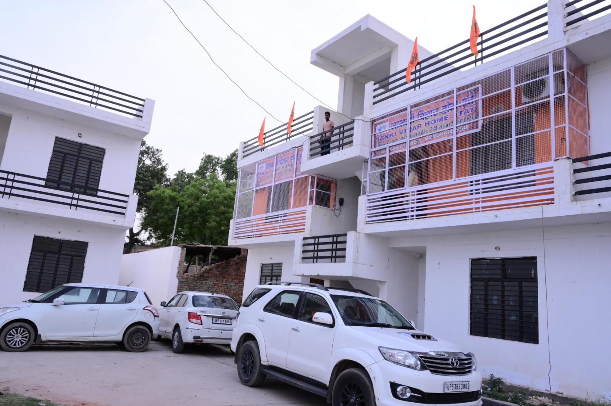 Jankivihar Homestay At Prahladghat Within 1Km From Shri Ram Mandir Ayodhya Dış mekan fotoğraf
